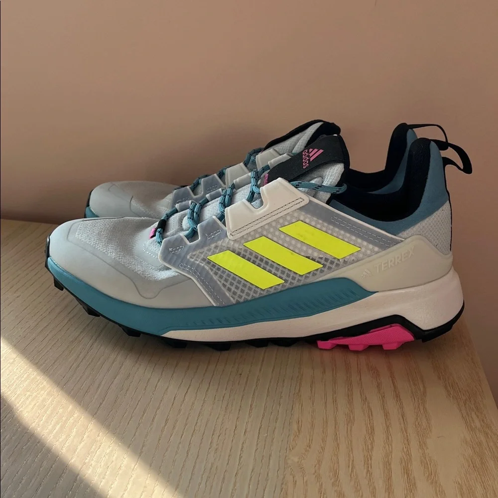 ADIDAS Terrex Trailmaker Hiking Shoe Sneaker 9.5 - Picture 3 of 9